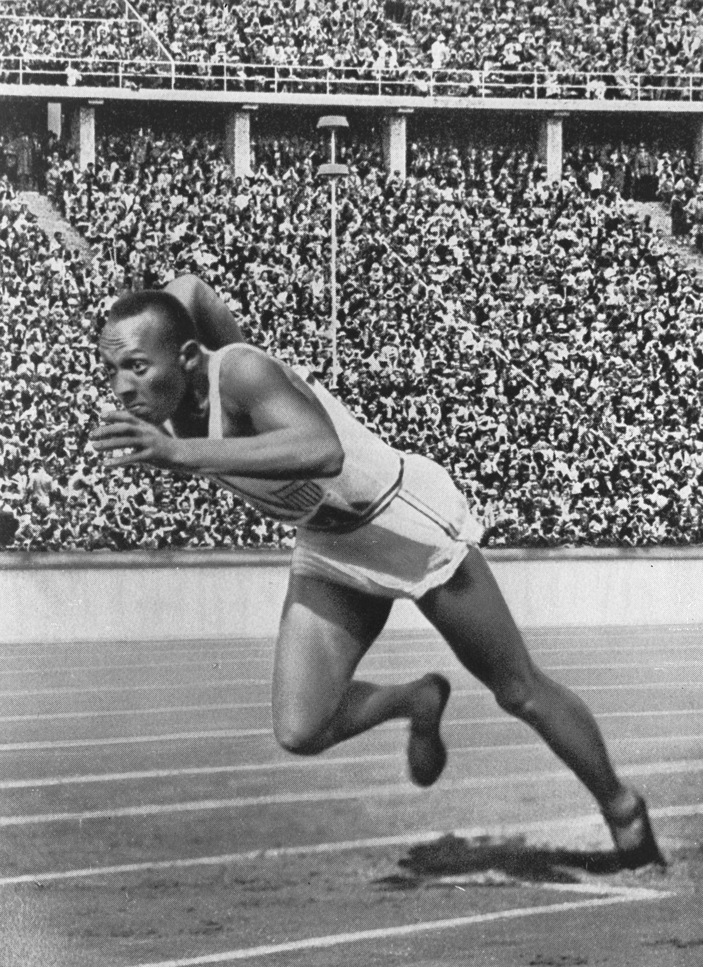 Der Sprinter Jesse Owens bei den olympischen Spielen.